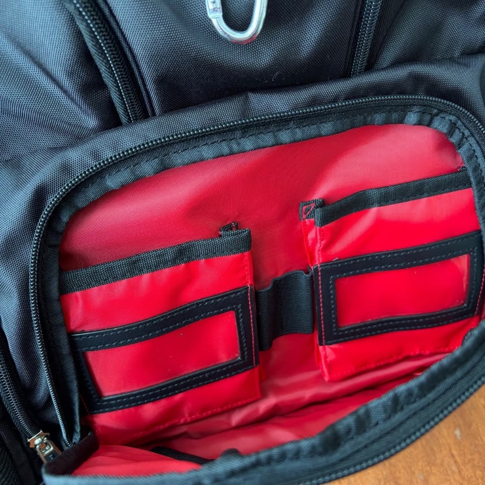 Eco Style Jet Set Backpack - Picture 5 of 6